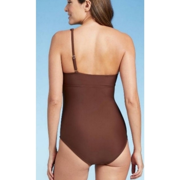 Swimsuit - Picture 3 of 5